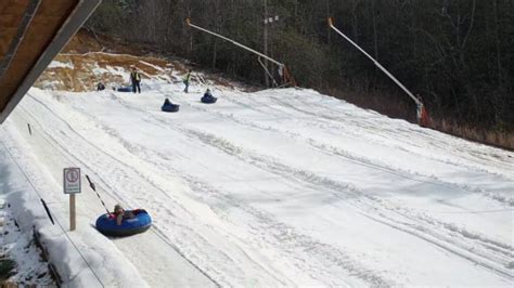 Snow tubing near Asheville NC – The 4 Best Places (2024)