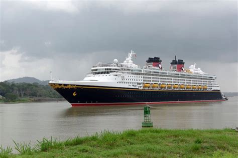 Disney Wonder Cruise Ship becomes first passenger carrier ever to go ...