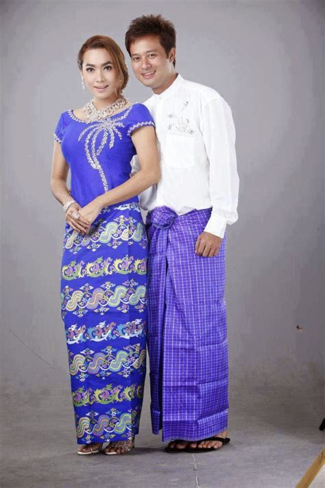 Myanmar: Moe Hay Ko & Pyay Ti Oo with Typical Traditional Costume of ...