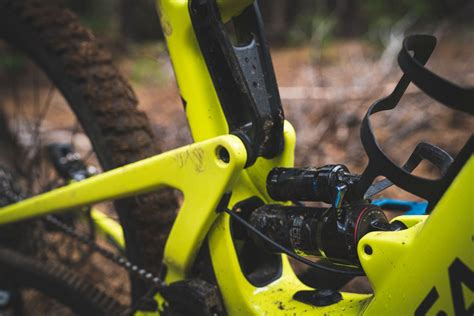 Santa Cruz Heckler Review - Long Term Review of Santa Cruz's First eMTB