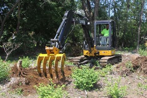 Why is the brush rake for mini excavator so popular with small excavators