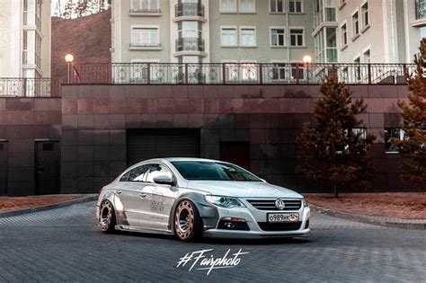 Top! Widebody kit & Radi8 alloy wheels on the VW Passat CC