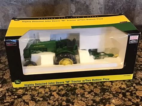 SPECCAST CLASSIC SERIES 1/16 John Deere M Tractor w/Two Bottom Plow NIB ...