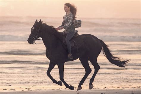 'Black Beauty' Trailer: A Horse Saves Mackenzie Foy's Life in Disney+ ...