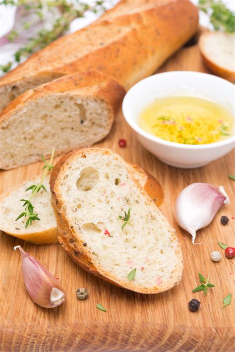 Best Types of Italian Bread For Classic Cuisine! - MomDot