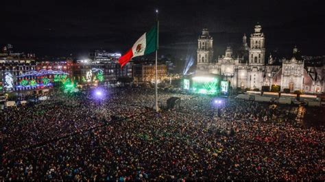 chilango - ¿Cómo se llama en realidad el Zócalo y cuál es el origen de ...