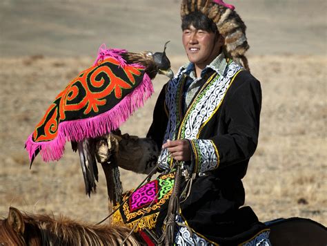 The Flying Tortoise: The Nomads Of Mongolia...