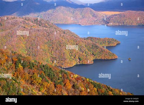 Autumn colours of Lake Chuzenji in Nikko, Japan Stock Photo - Alamy