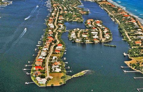 Manalapan, FL: The Ultra-Luxury & Secluded Coastal Town