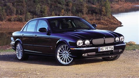 Jaguar XJR 2003 Review | CarsGuide