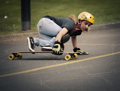 10 Best Longboard Wheels For Sliding Reviews in 2022