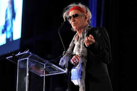 Rolling Stones’ Keith Richards Says Fingers Help With Memory