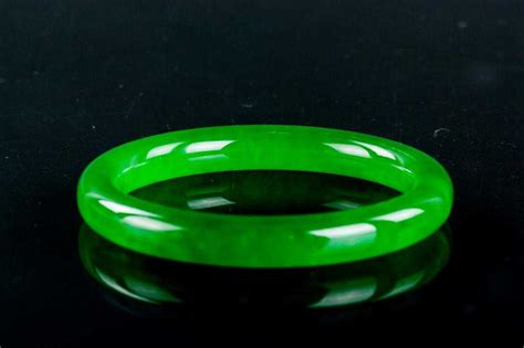 Imperial Burma Green Jadeite Bangle Certified A