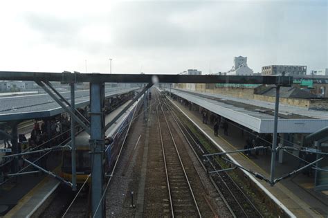 Cambridge Station © N Chadwick cc-by-sa/2.0 :: Geograph Britain and Ireland