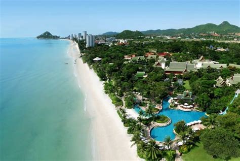 Hua Hin strand | Hua hin, Thailand beaches, Thailand tours