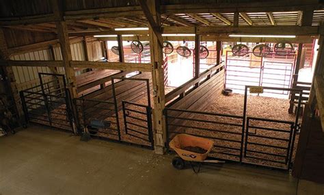 Cattle barn, Livestock barn, Barn stalls