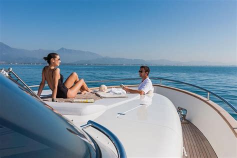 Private Luxury Yacht Tour With Lunch And Drinks: Triphobo