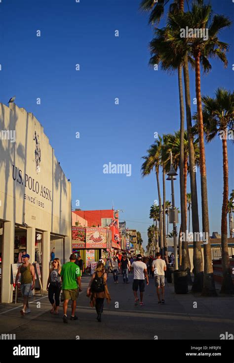 Venice Beach boardwalk, Los Angeles, California Stock Photo - Alamy