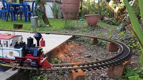 G scale train outdoor layout in Brasil! - YouTube