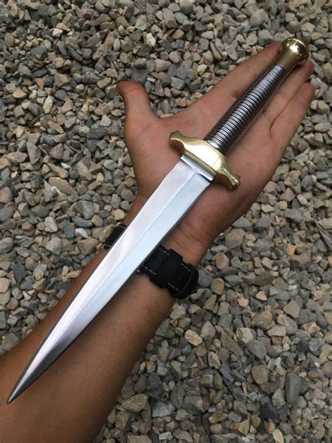 FAIRBAIRN SYKES Handmade 1095 Steel Dagger Brass Guard Brass Pommel Knife Birthday Knife Gift ...