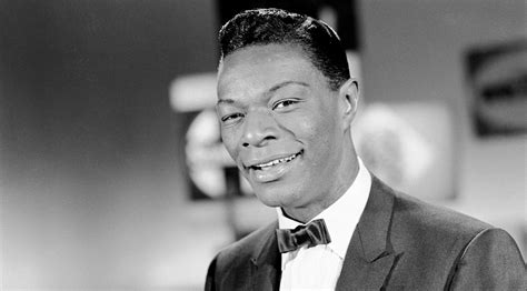 دانلود آهنگ زیبای Nat King Cole - When I Fall In Love | طرفداری