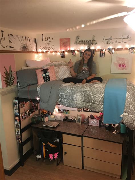 41 Beautiful Dorm Room Organization Ideas | Beautiful dorm room, Girls ...