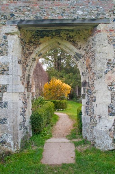 Clare Priory - History, Travel, and accommodation information