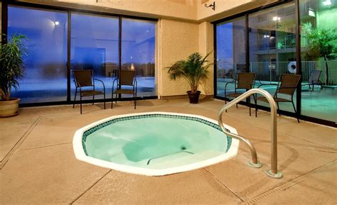 Holiday Inn Express & Suites (Branson, MO) - 1 (800) 504-0115 - The ...