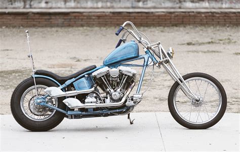 CATALONIA CHOPPER: 1990 Harley-Davidson Springer by Free Kustom Cycles. - Pipeburn