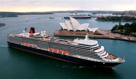 Queen Mary 2 Cruise Ship