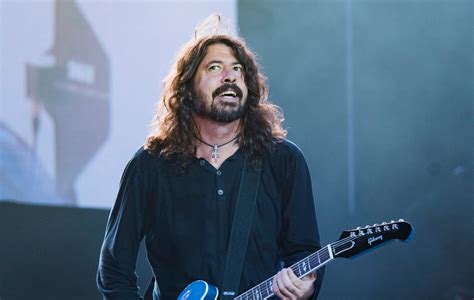 30 Epic Dave Grohl Quotes