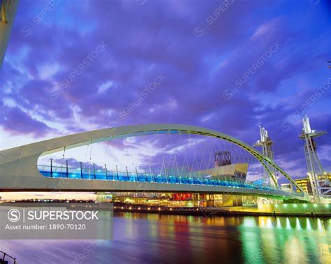 Bridge and Lowry Centre, Manchester, England - SuperStock