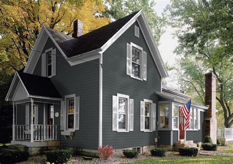 7 Dark Grey Siding Designs Using White Trim | Allura USA