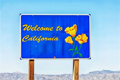 Welcome To California Sign Stock Photos, Pictures & Royalty-Free Images - iStock