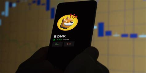 Solana Meme Coin BONK Down 11% After Coinbase Reveals Plans to List