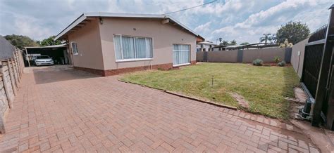 3 Bedroom House for sale in Pretoria North - P24-112507516