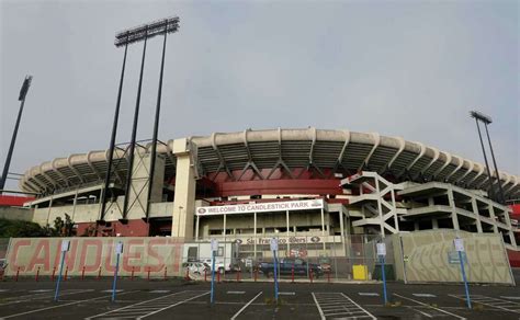 Defunct Candlestick Park featured The Beatles