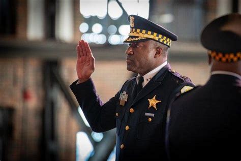 Chicago mayor officially names new police superintendent