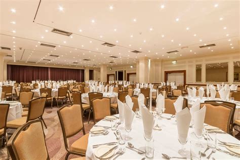 Heathrow Wedding Venue | Thistle London Heathrow Terminal 5