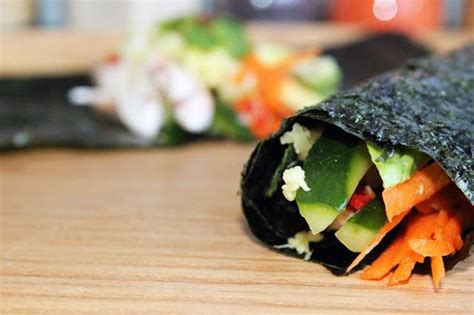 GreenandSqueaky: Raw Seaweed Wraps | Raw food recipes, Raw vegan recipes, Vegan eating