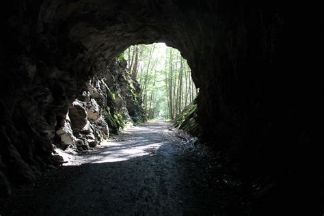 Railroad Tunnel in Steep Rock Preserve Washington CT [2256x1504] (OC) Steep Rock, Earth Lover ...