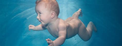 What Age Can Babies Go Underwater? Blog | London Baby Swim