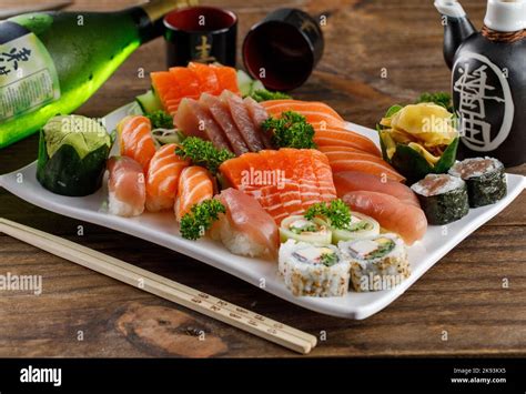 sushi platter combo Stock Photo - Alamy