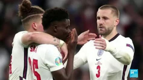 England's Black players face racial abuse after Euro 2021 defeat - France 24