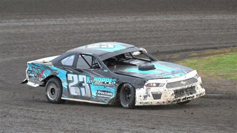 Oregon’s Kersey Ferrando impresses in Stock Car qualifier - IMCA ...