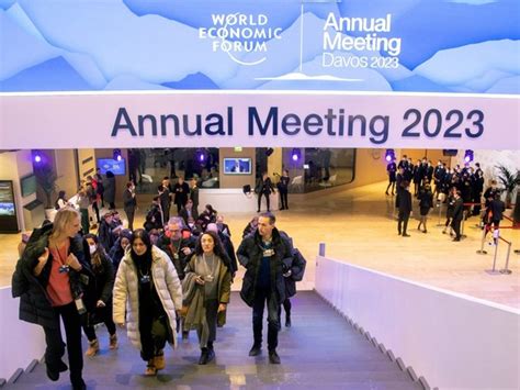 As elites arrive in Davos for WEF, conspiracy theories thrive online ...