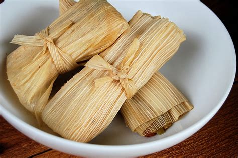 Homemade Cheese Tamales with Roasted Tomatoes, Zucchini and Green Onions – Kitchen Belleicious