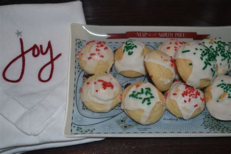 Merry Christmas! Anginetti cookies - green sprinkles are anise flavored with Galliano icing, red ...