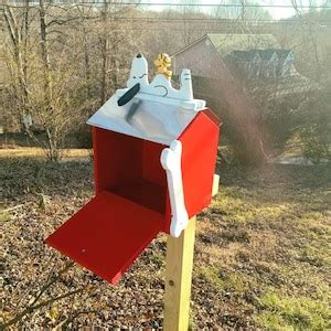 Snoopy Designed Mailbox/ Possibilities for This Theme to Be Designed as a Birdhouse Also If ...