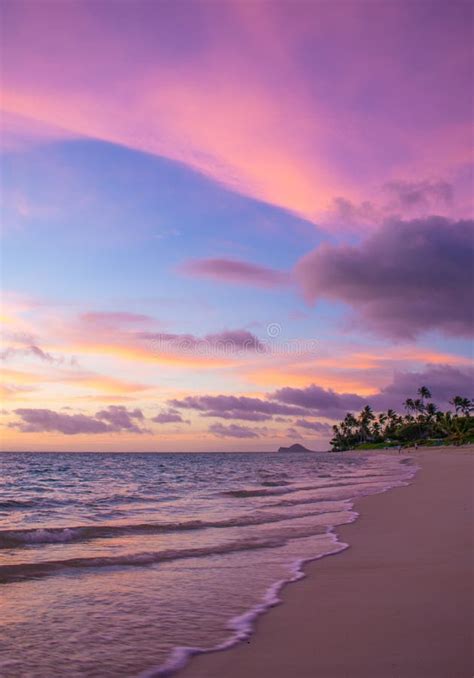 Gorgeous Lanikai Beach Sunrise Stock Image - Image of lanikai, water ...